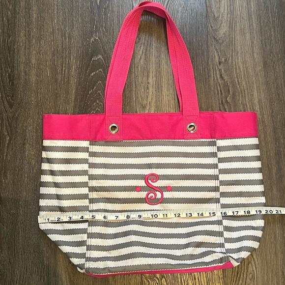 Thirty-one embroidered “S” Tote - Picture 14 of 14